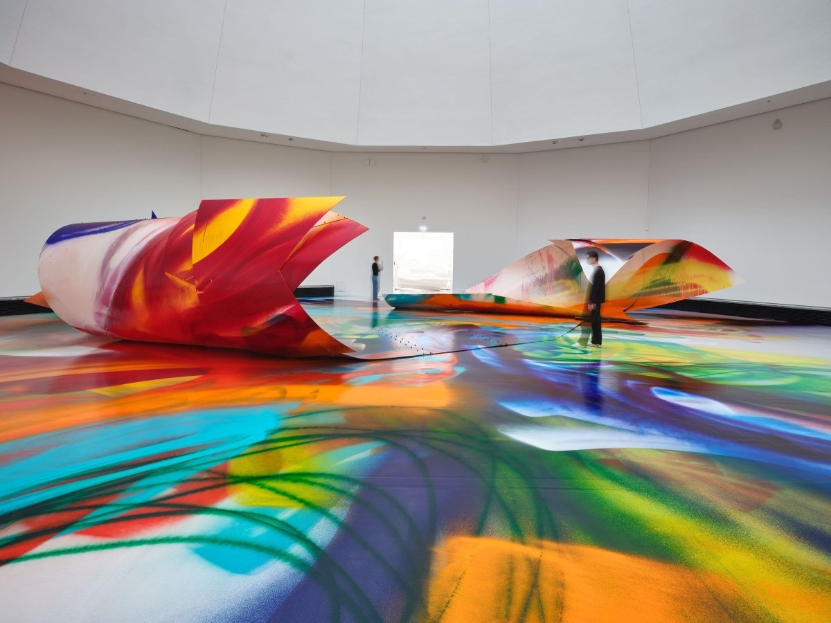 Beyond the Canvas: When Colour Becomes Space - Royal Talens