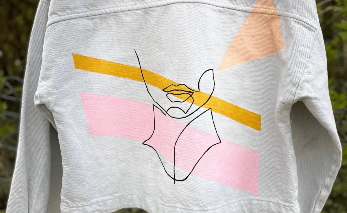 Upcycle your clothes with line art - Royal Talens
