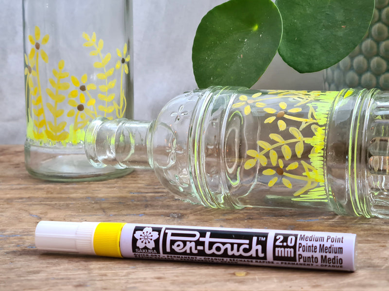 Sakura Paint Markers